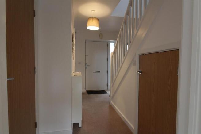 Entrance Hallway.JPG