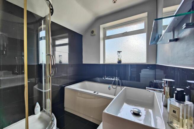 Modern Bathroom