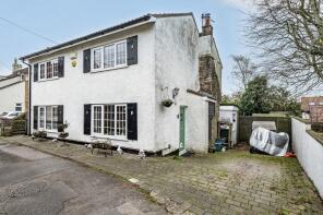 7 Leswill, The Square, Bristol BS35 3PE