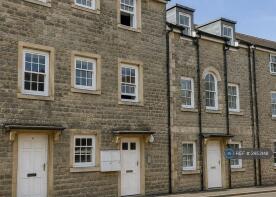 Flat 7, Thorn House, North Street, Wincanton BA9 9AT