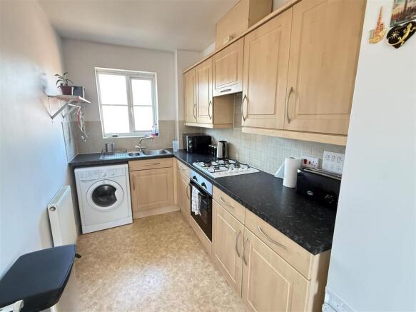 Kitchen v1.jpg