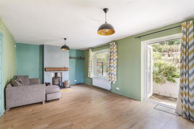 12, Arundel Drive, Rodborough, Stroud photo 2