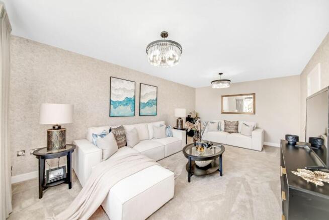 5 bed Detached for sale Image 8
