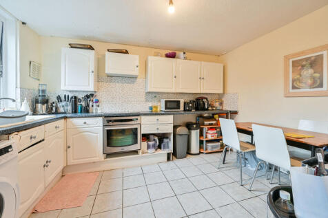 Lockwood Square, South Bermondsey, London, SE16