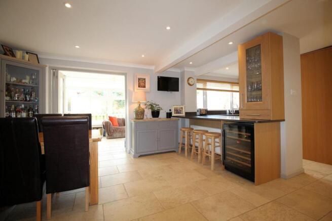 kitchen dining room