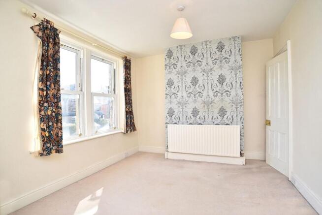 3 bed Terraced for sale Image 5