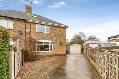 Avebury Close, Clifton, Nottingham, NG11
