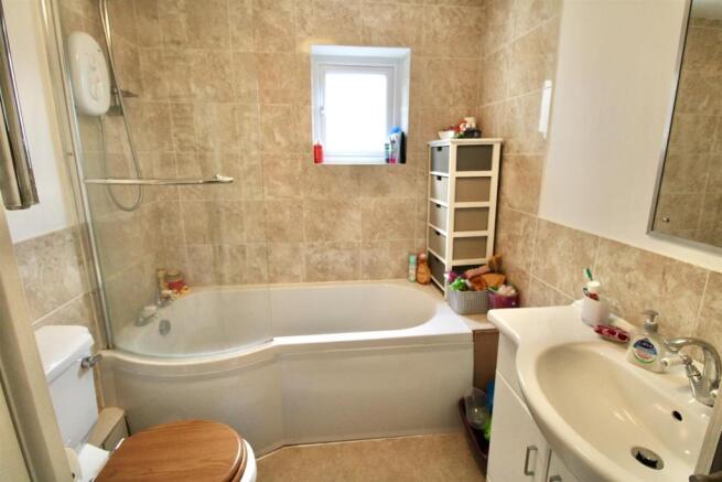 Bathroom.jpg