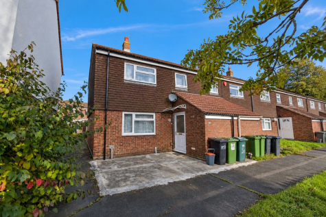 Ash Close, Eastbourne, BN22