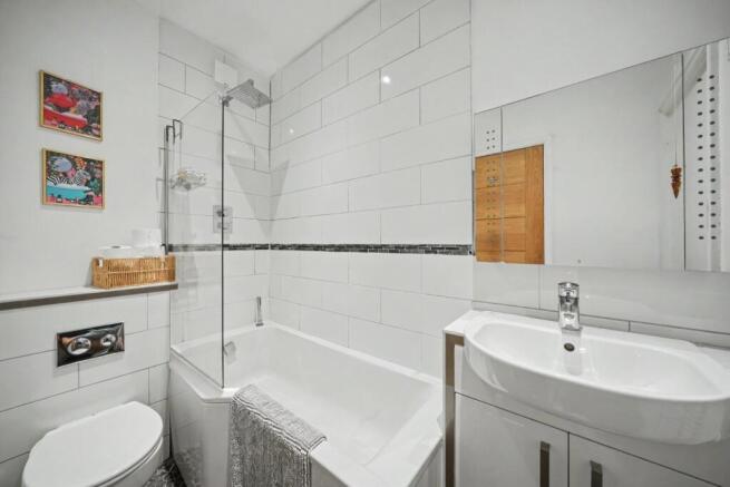 2 bed Semi-Detached for sale Image 10