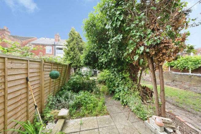 2 bed Terraced for sale Image 9