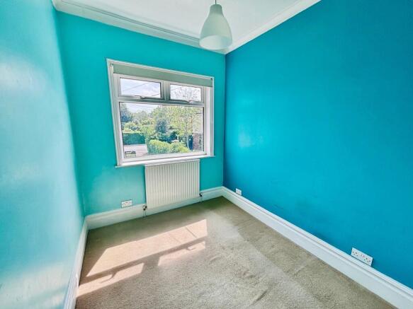 3 bed Terraced for sale Image 9