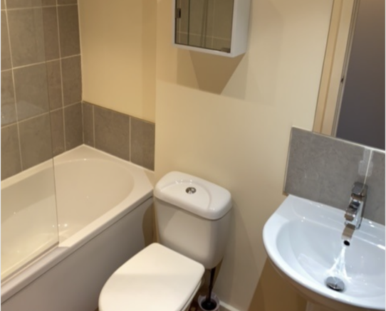 1 bed Apartment to rent Image 4