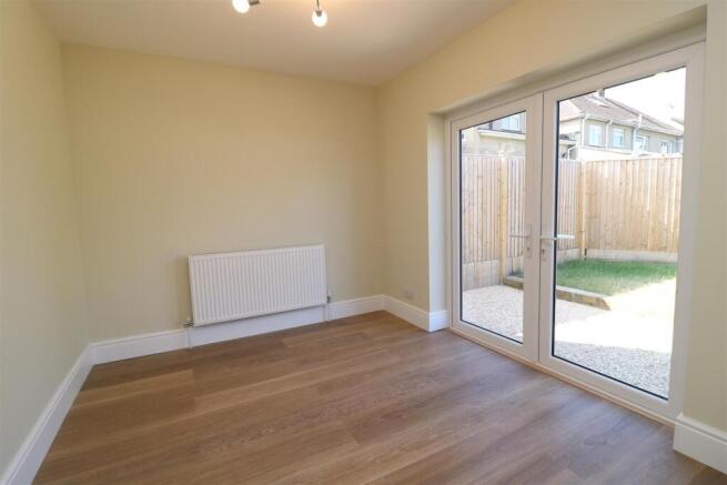 Fulford Road, Trowbridge photo 4
