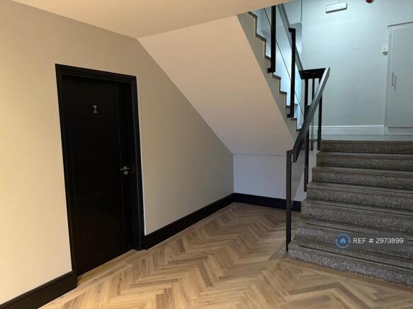 1 bed Flat to rent Image 6