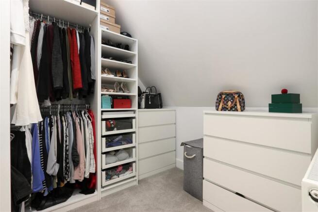 Walk In Wardrobe.jpg