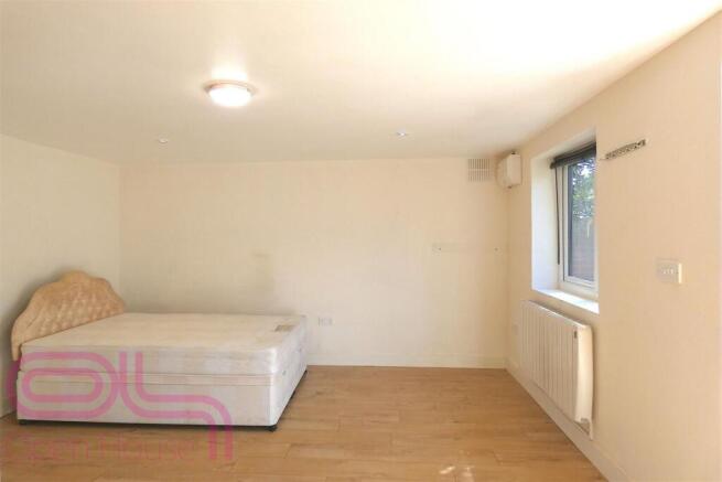 Minterne Bedroom.jpg