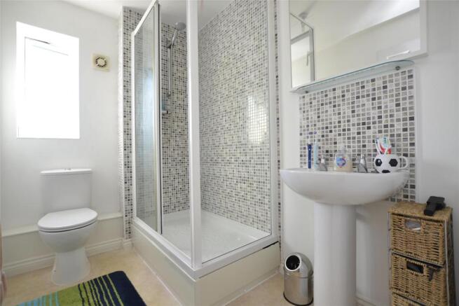 Ensuite to Bedroom One