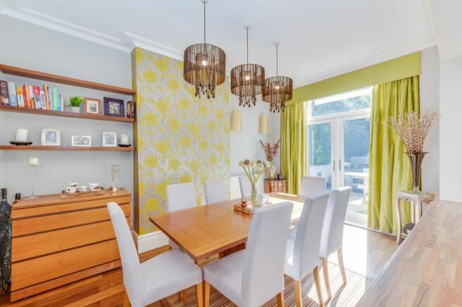 KITCHEN, DINER AND LIVING ROOM