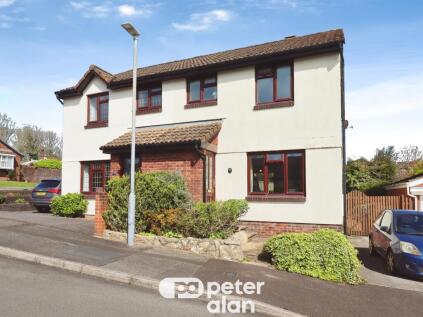 Astoria Close, Thornhill, Cardiff