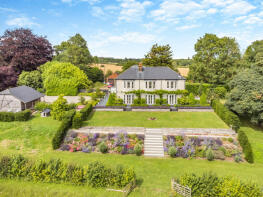 Dalhanna, Cockerhurst Road, Sevenoaks TN14 7UA