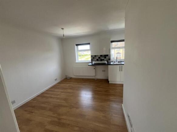 AHLH living kitchen open plan 3.jpeg