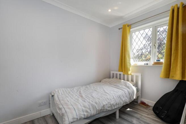 2 bed Semi-Detached for sale Image 12