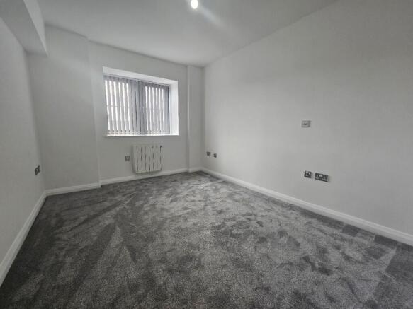 1 bed Apartment to rent Image 6