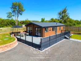 Ael Y Bryn, Llyn Du Crossroads To Mossgiel Junction, Holywell CH8 8PP