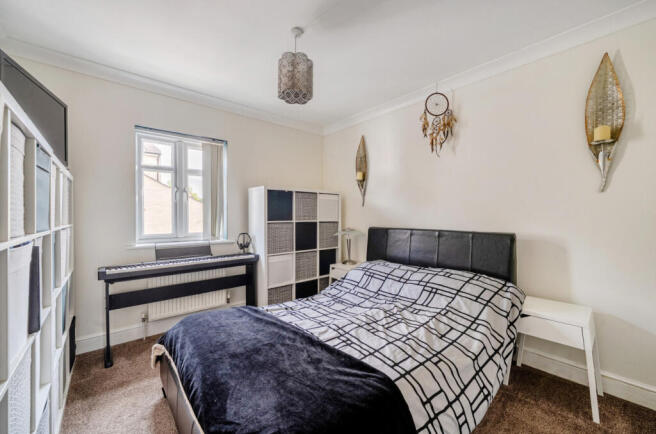 1446635-7-69e0cea...