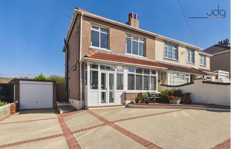 Longlands Avenue, Heysham | Period filled semi with wonderful garden
