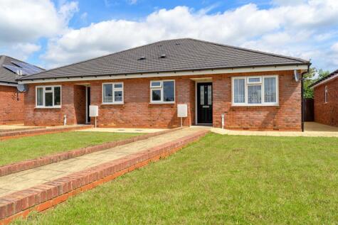 Bridge Road, Desborough, Kettering