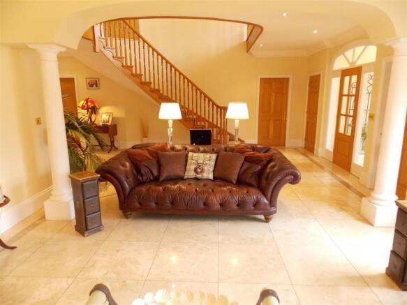 SITTING ROOM