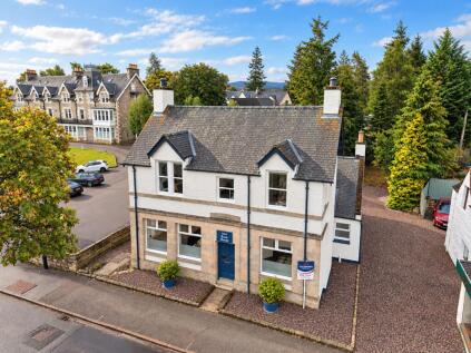 Main Street, Newtonmore