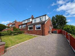 18, Pennine View, Oldham OL2 6RS