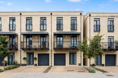 Summerbee Drive, Cheltenham, Gloucestershire GL51