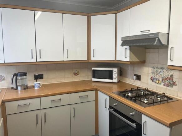 Kitchen Bennett.jpg