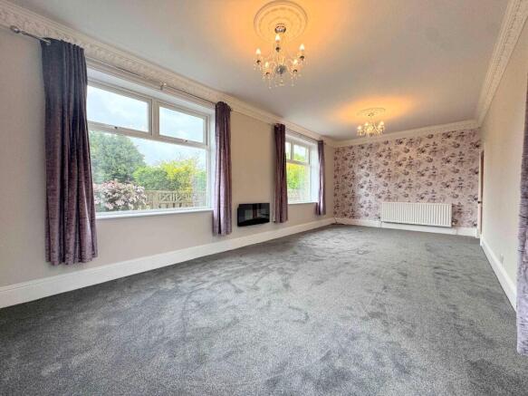 4 bed Link Detached House for sale Image 4