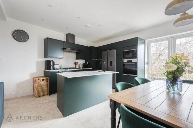 3 bed End of Terrace for sale Image 4