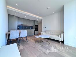 Apartment 1903, Harcourt Tower, Marsh Wall, London E14 9GS