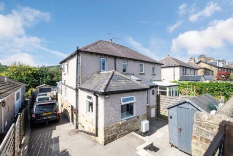 Sleningford Road, Crossflatts, Bingley, West Yorkshire, BD16
