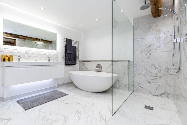 En-suite 1