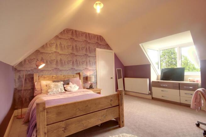 Bedroom 4 (Double)