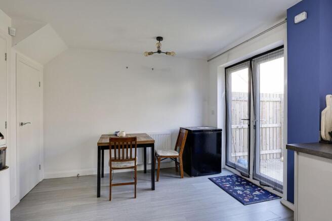 3 bed Semi-Detached for sale Image 7