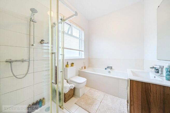 2 bed Terraced for sale Image 10