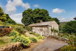 Bank Heads Cottage East, Low Row DL11 6NJ