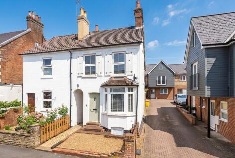 Falkland Road, Dorking