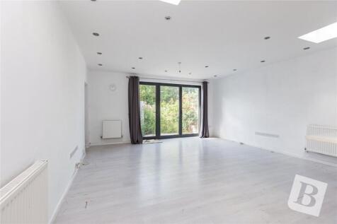 Purland Close, Dagenham, RM8