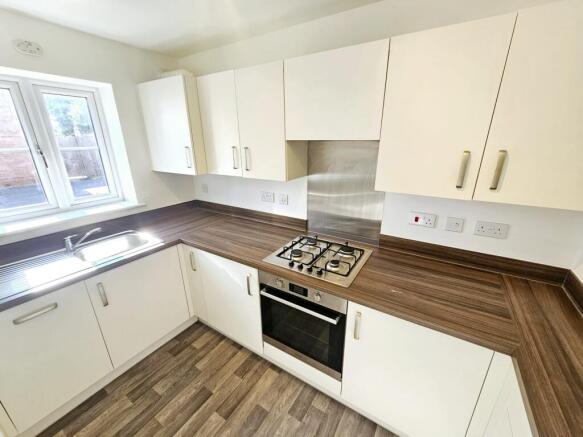 2 bed Terraced for sale Image 4