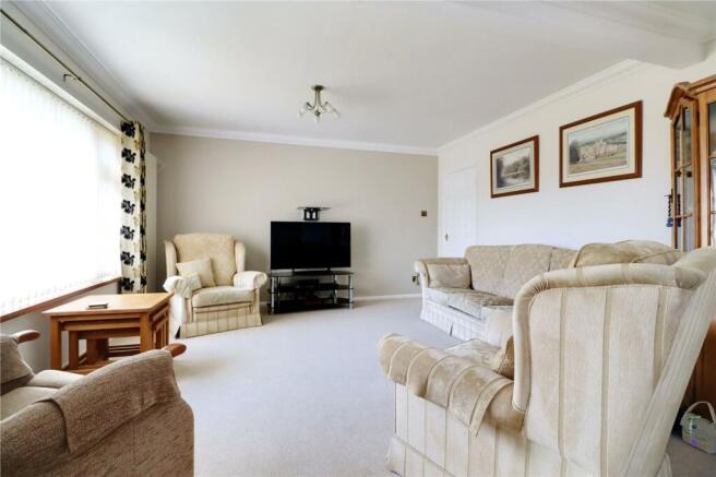 Spacious Front Lounge/Dining Room
